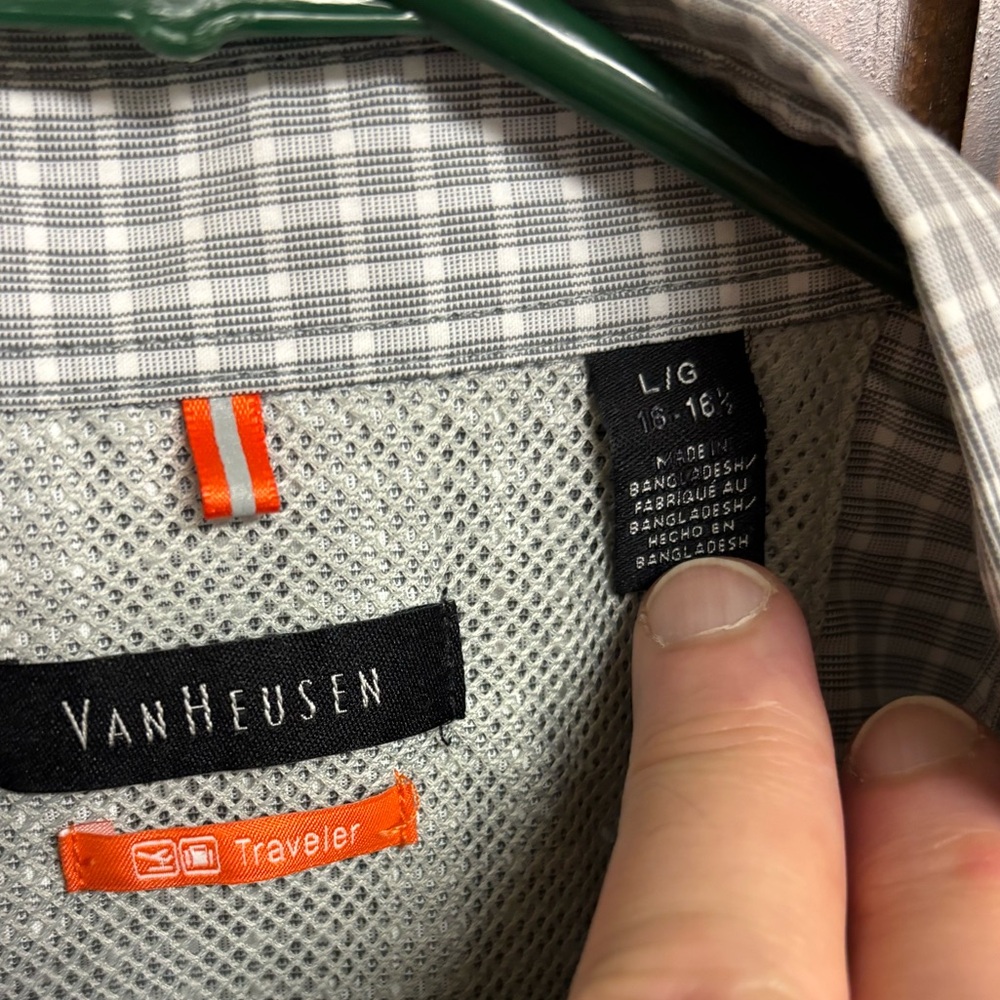 Van Heusen Traveller SS Shirts (3) - 16/16.5, Blue, Dk Blue, Gray - Cotton/Poly - Picture 3 of 13